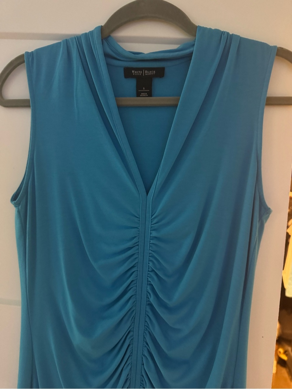 White House Black Market Sleeveless Ruched V-Neck Women's Top - Teal
